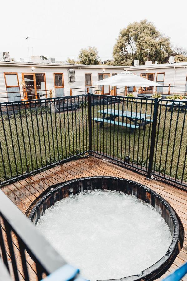 Beach Holiday Apartments 3* Rye