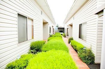 Beach Holiday Apartments 3*